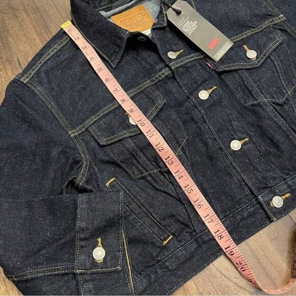 Levi's Loose Fit Trucker Jacket - Picture 7 of 7